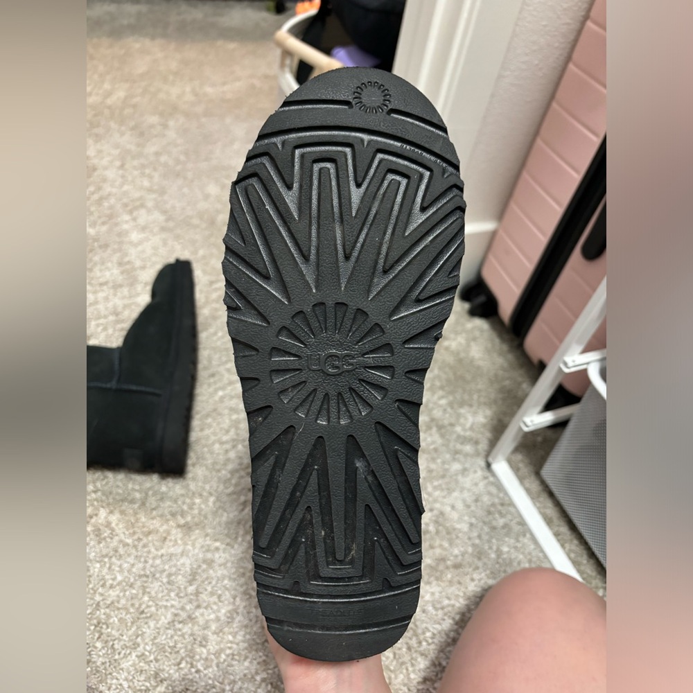 Black Uggs - image 5